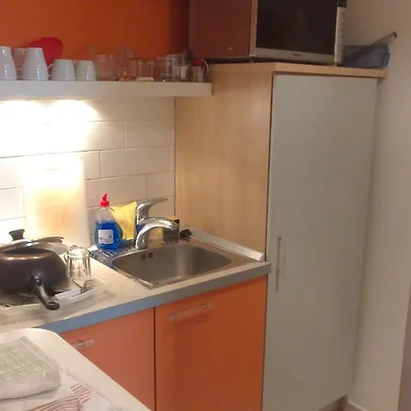 Rainbow אכסניה *